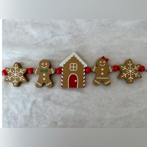 Gingerbread man Christmas decoration- NWT- 18.5 x 4.5